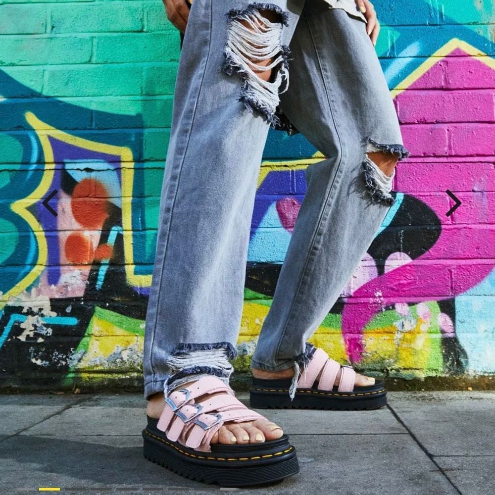 Dr. Martens Blaire Leather Platform Slide Sandals Shoe Women US Size 9 - Picture 2 of 9